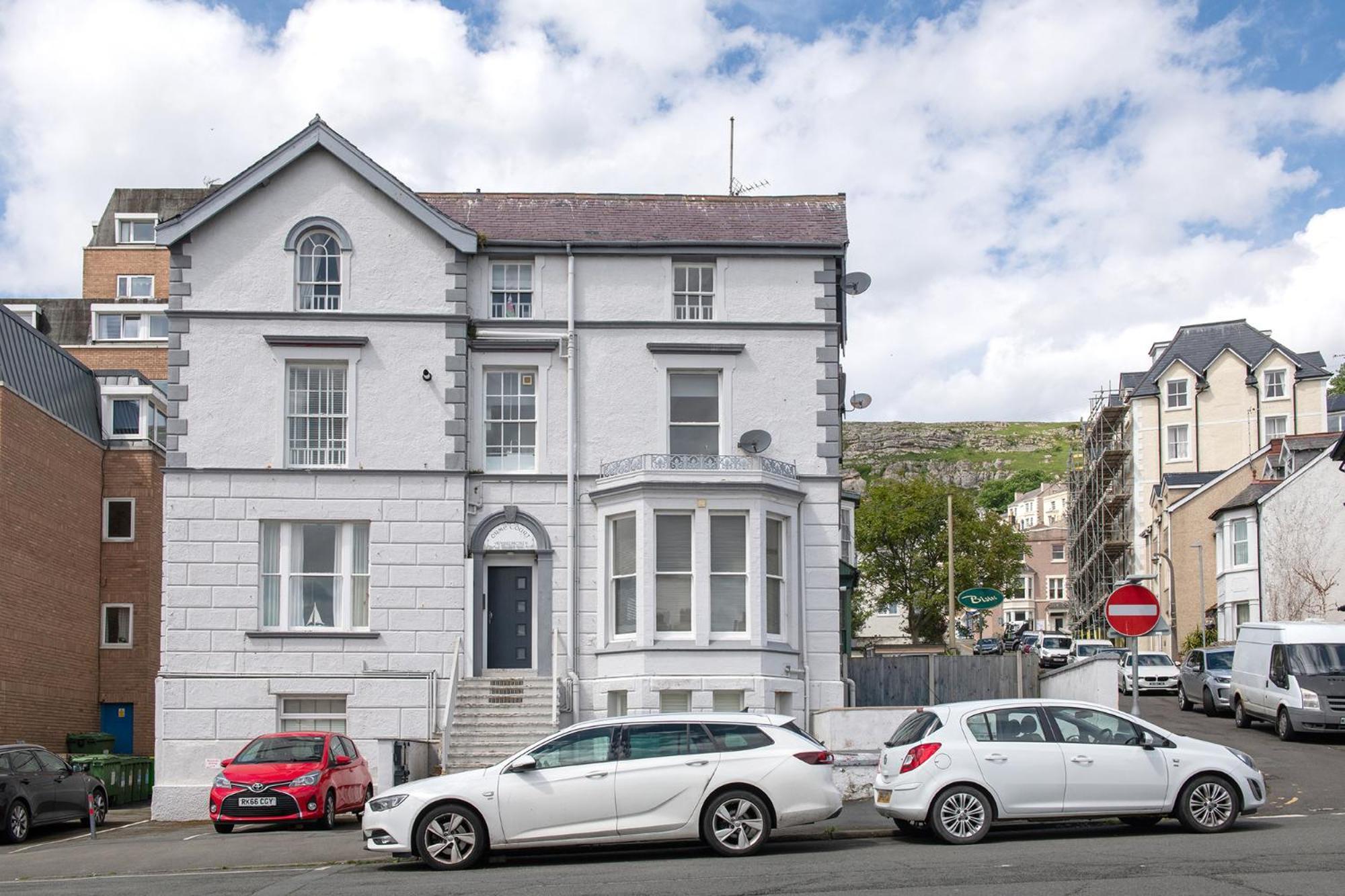 Ormeside Boutique * Llandudno